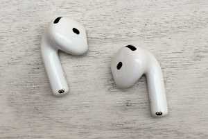 AirPods 4 drop another $10 to within pennies of their all-time-low price