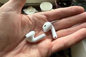 Whoa! Forget Black Friday, the AirPods 4 just dropped to a new best price