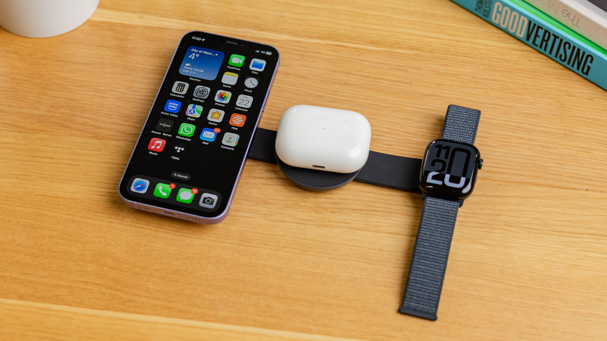 Anker MagGo 3-in-1 Folding Wireless Charging Station &ndash; Best 3-in-1 travel MagSafe charger