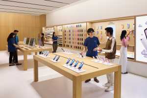 Apple refuses to pre-install government app on iPhones in India