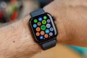The Apple Watch Series 10 just got its first significant discount in 2025