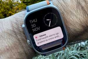 The Apple Watch may get a new life as a camera-equipped AI device