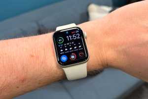 The Apple Watch SE 3 is still on sale for its all-time best price of $199