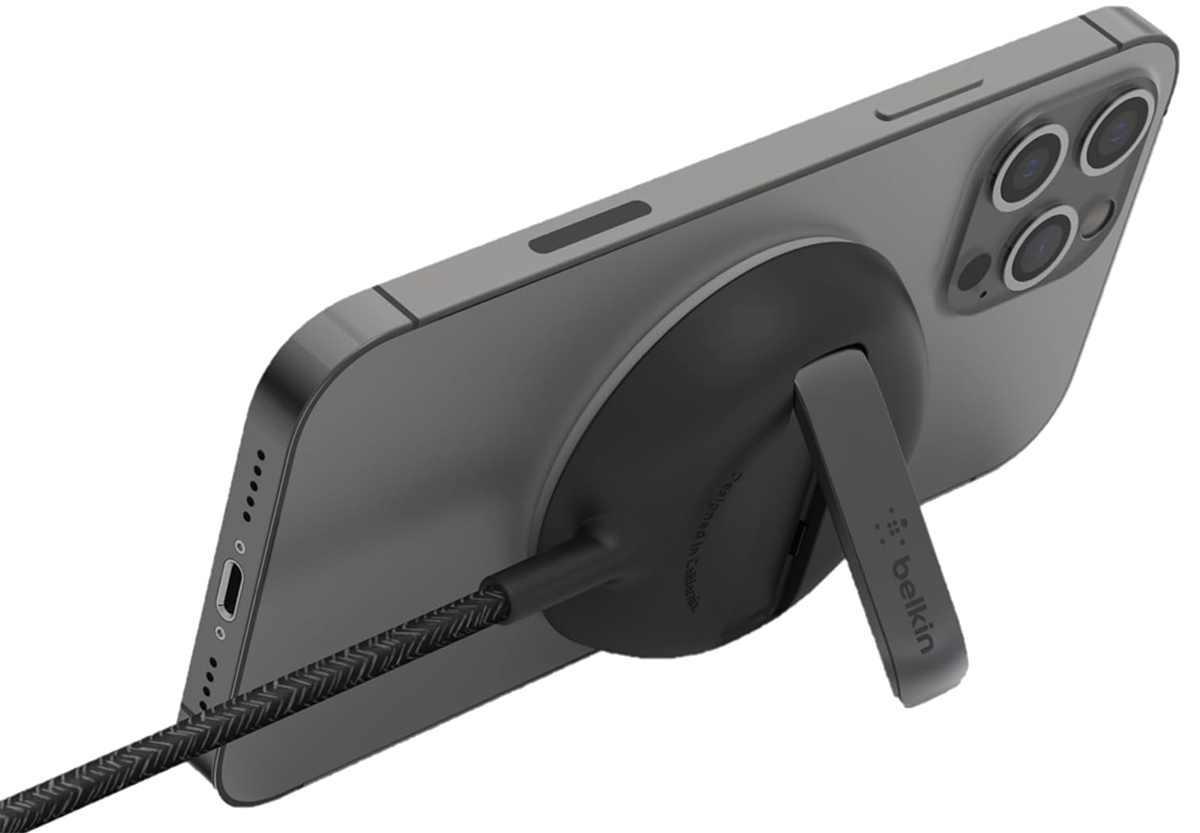 Belkin BoostCharge Pro Portable Wireless Charger Pad 15W &ndash; Best simple MagSafe charger with stand