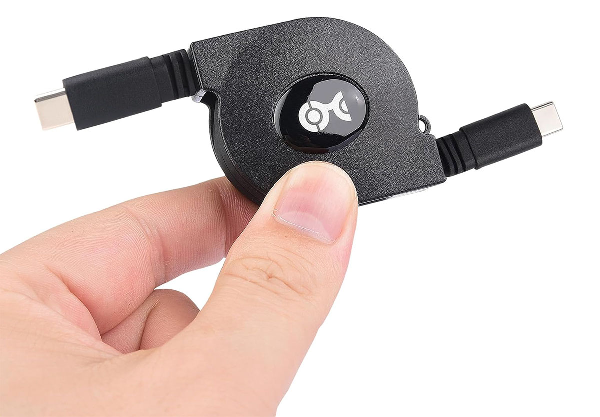 Cable Matters Retractable USB-C 2.0 Charging Cable – Best retractable short 60W USB-C cable