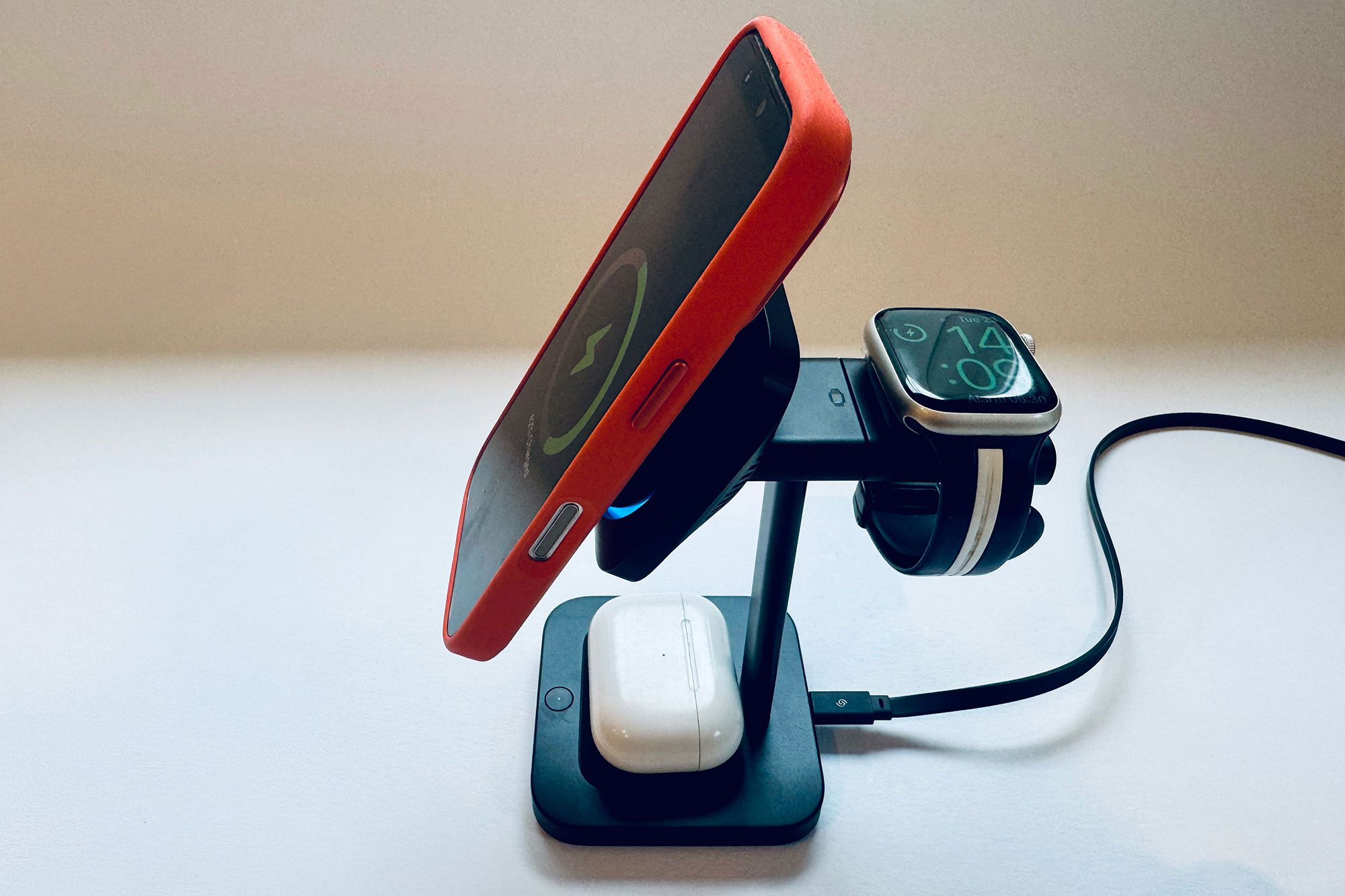 ESR Qi2.2 25W HaloLock 3-in-1 Charger with CryoBoost &ndash; Versatile 3-in-1 magnetic stand