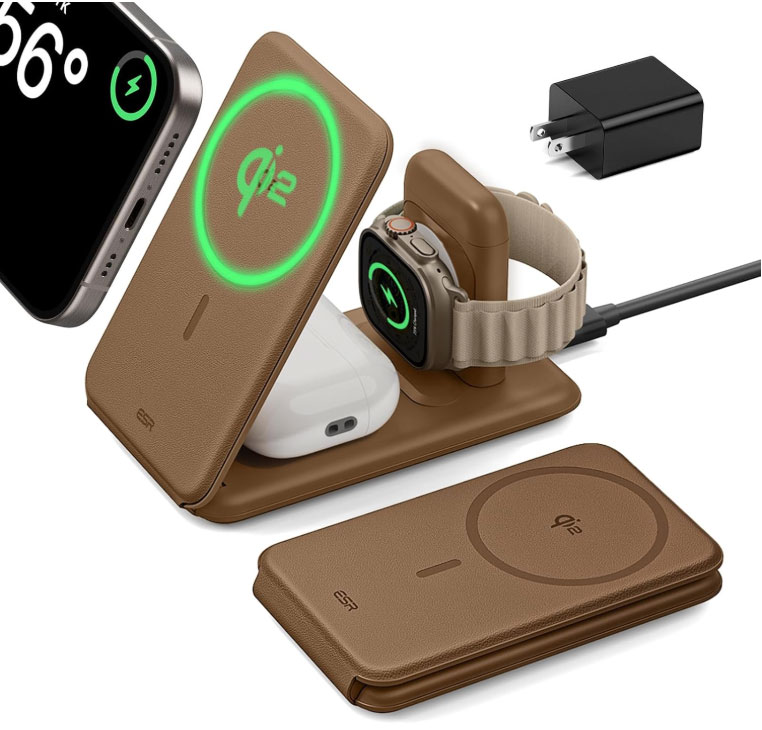 ESR 3-in-1 Travel Wireless Charging Set&nbsp;&ndash; 3-in-1 travel charger with detachable Watch charger
