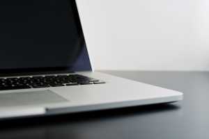 How to stop display static after waking your Mac's monitor