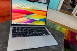 The MacBook Air we recommend for everyone is cheaper than ever right now