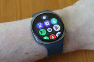 iOS 26.1 beta suggests iPhones will soon support third-party smartwatches