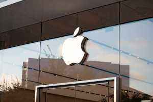 iPhone sales pump up Apple's third-quarter earnings, but iPad sales slump
